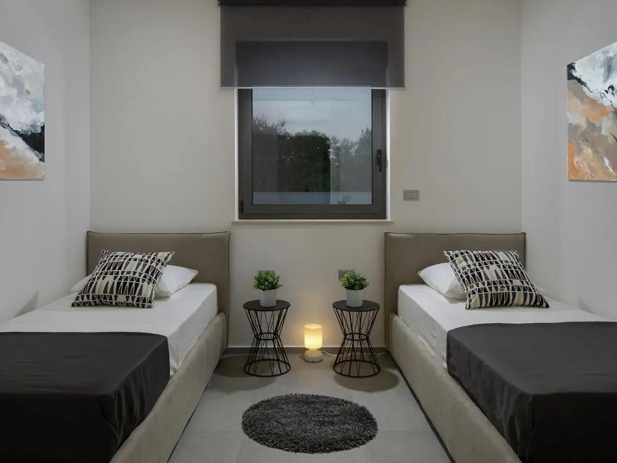 Charming Apartment In Fa Ana With Private Pool Fažana Croatie